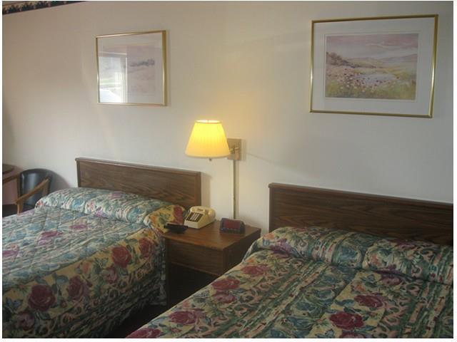 Red Carpet Inn Hillsville Room photo